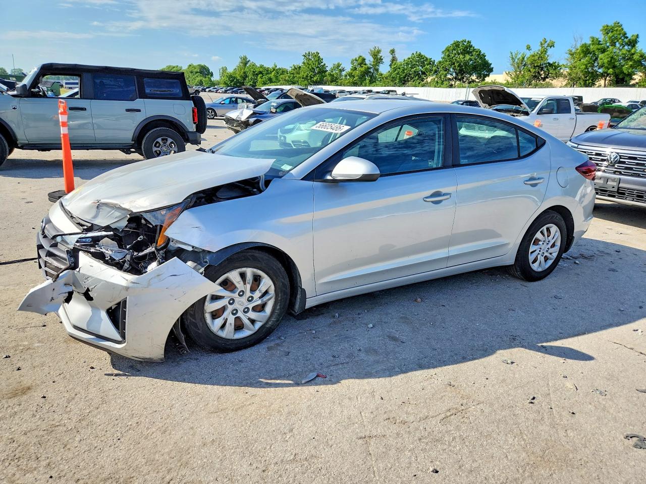 2020 HYUNDAI ELANTRA SE