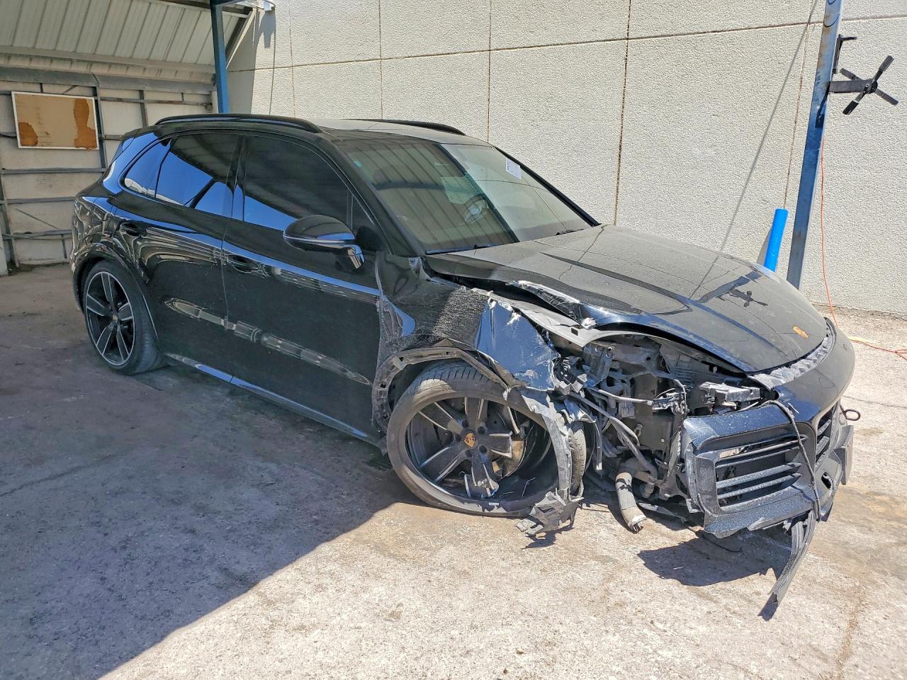 2023 PORSCHE CAYENNE GTS — снимка 4