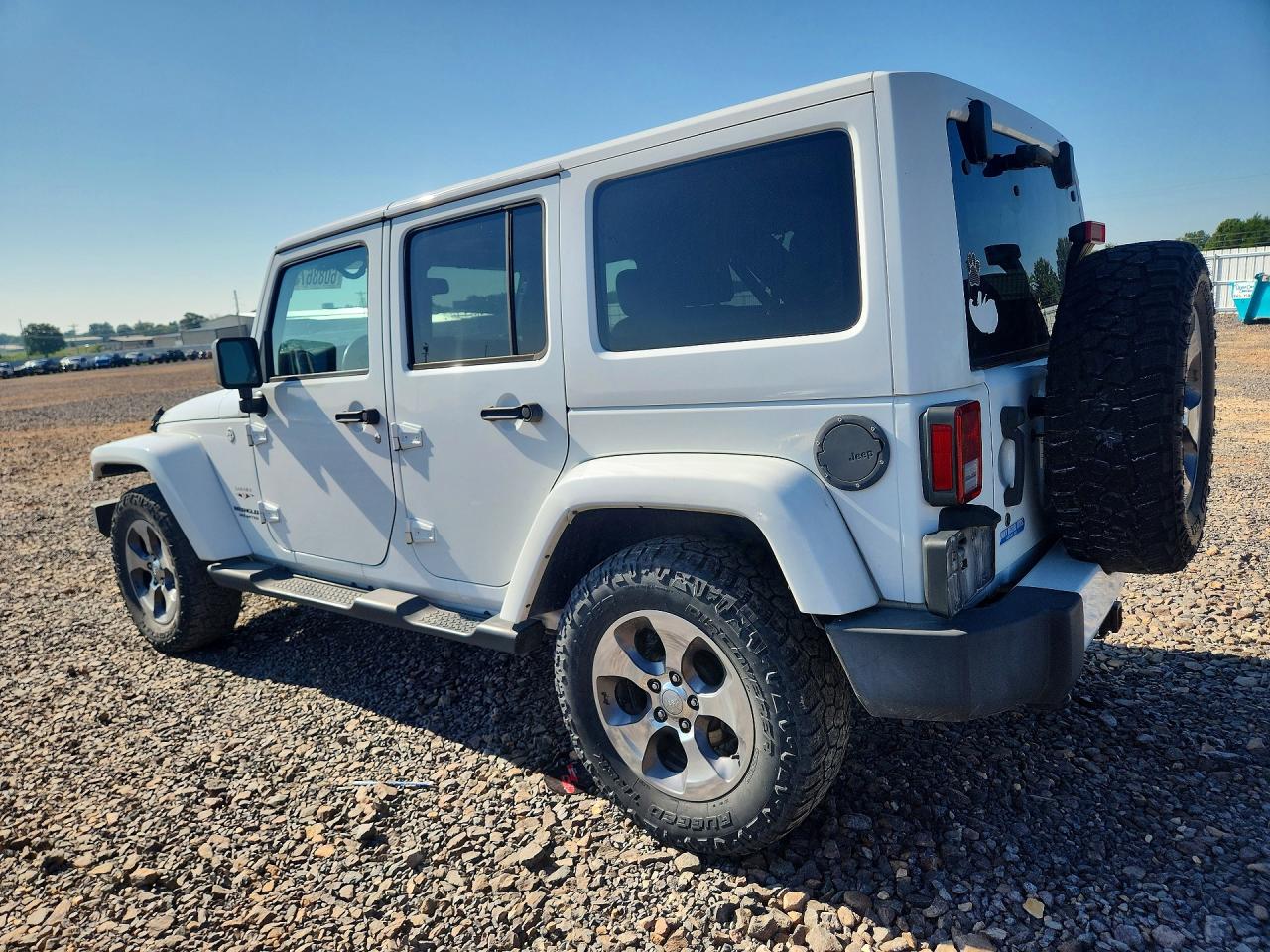 2016 JEEP WRANGLER UNLIMITED SAHARA — снимка 2