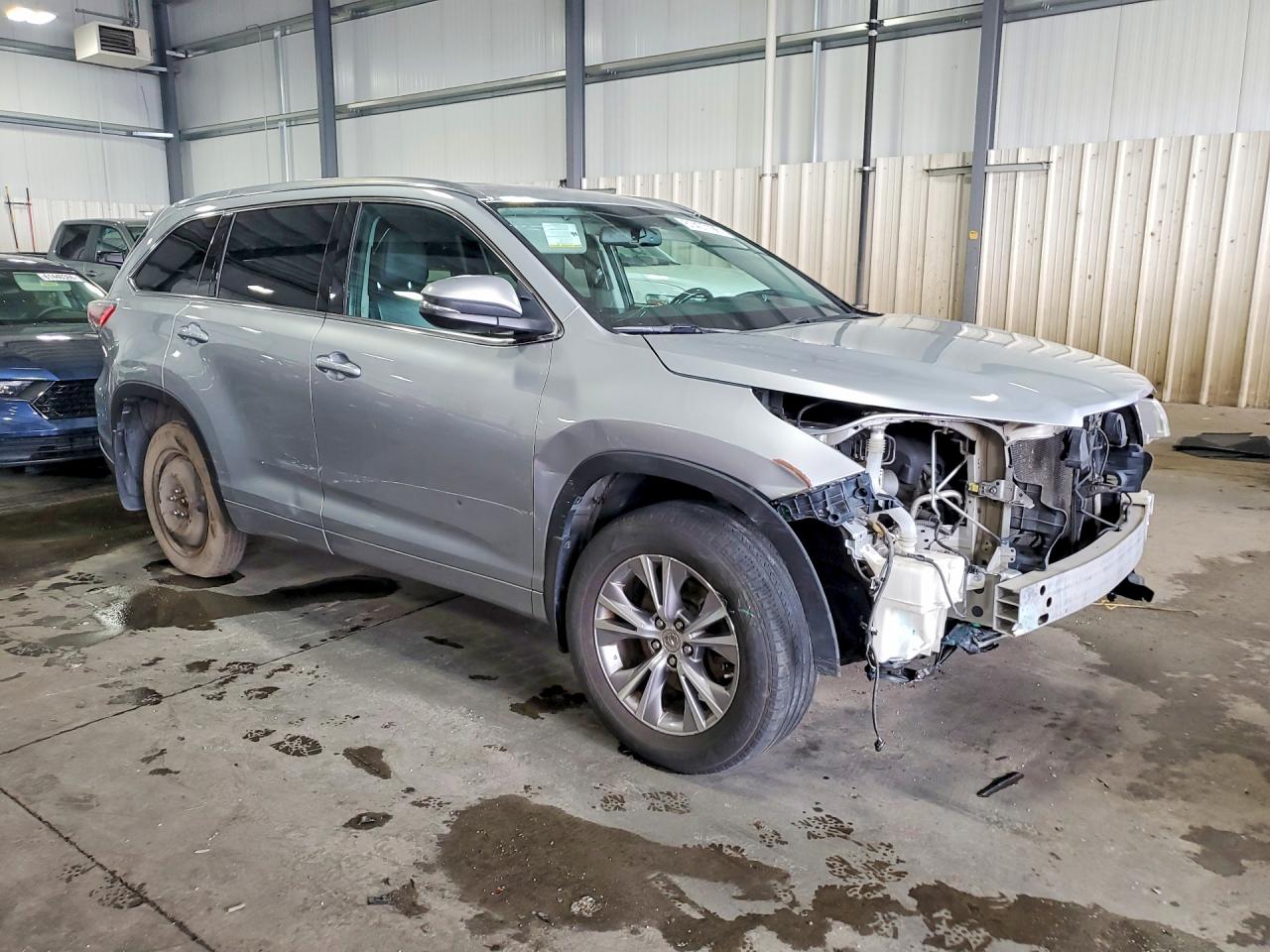 2015 TOYOTA HIGHLANDER XLE — снимка 4