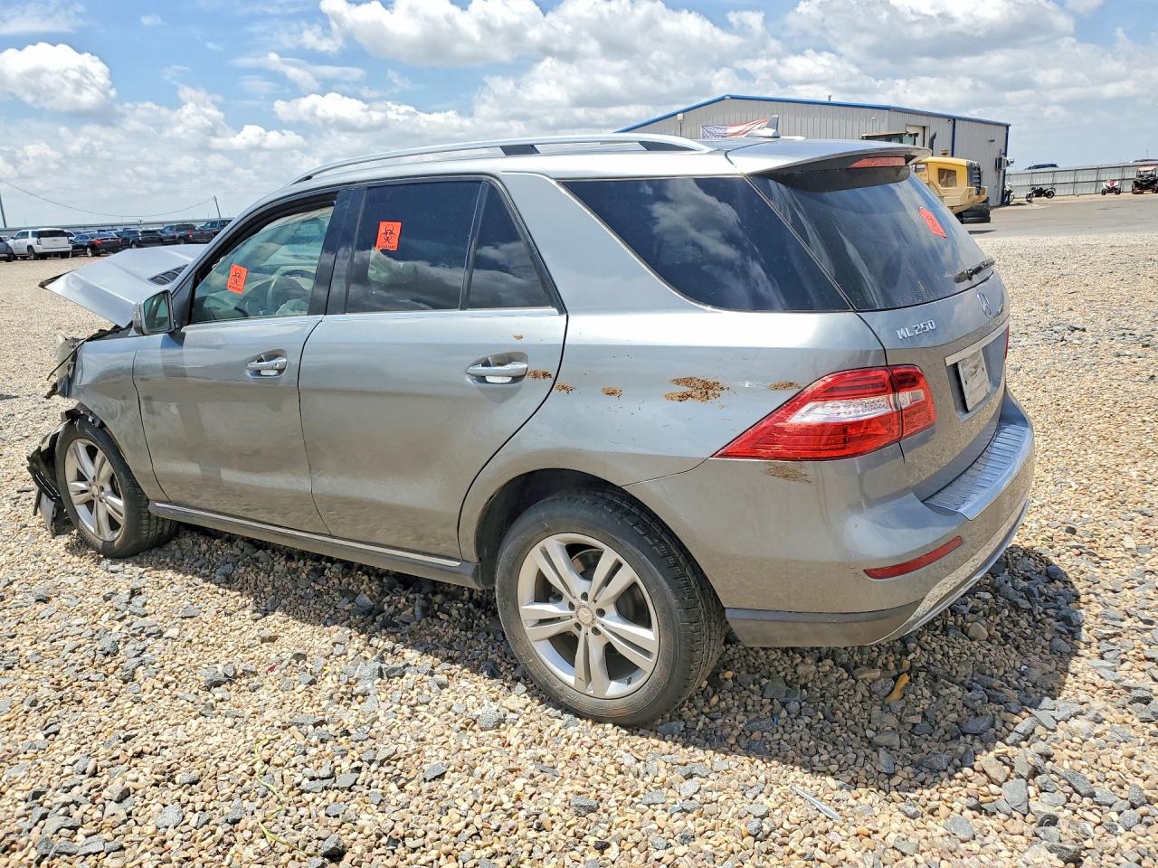 2015 MERCEDES-BENZ ML 250 BLUETEC — снимка 2