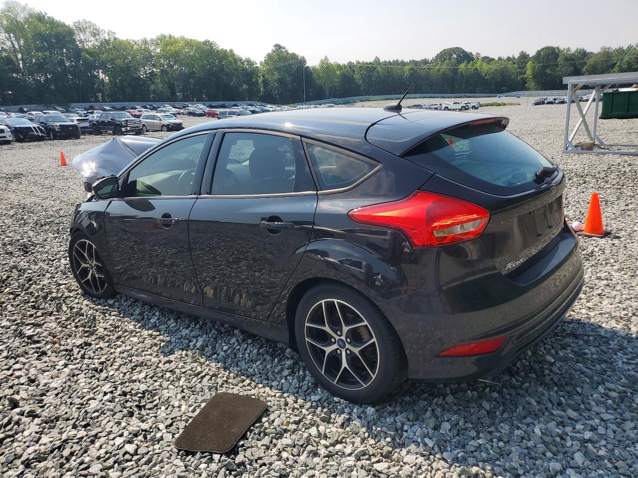 2015 FORD FOCUS SE — снимка 2