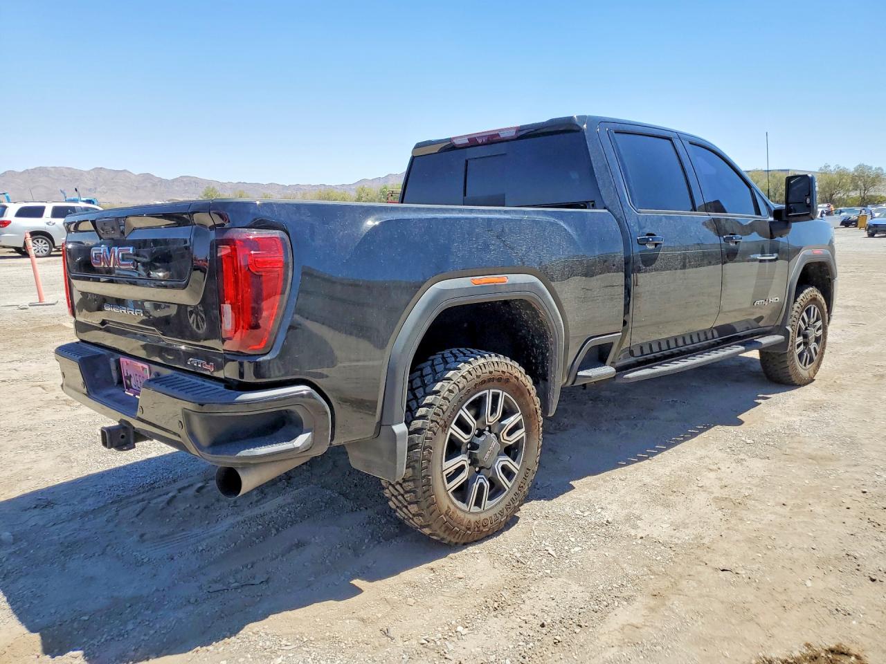 2021 GMC SIERRA K2500 AT4 — снимка 3