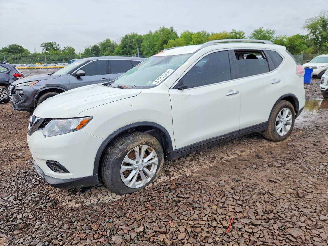 2015 NISSAN ROGUE SV