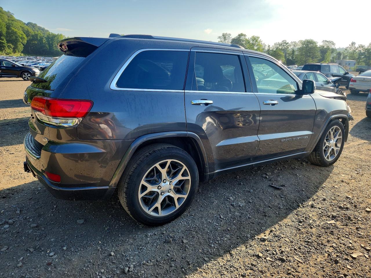 2020 JEEP GRAND CHEROKEE OVERLAND — снимка 3