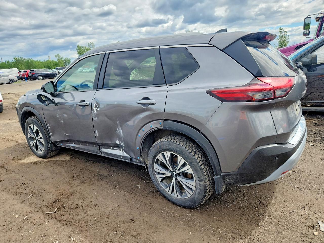 2023 NISSAN ROGUE SV — photo 2