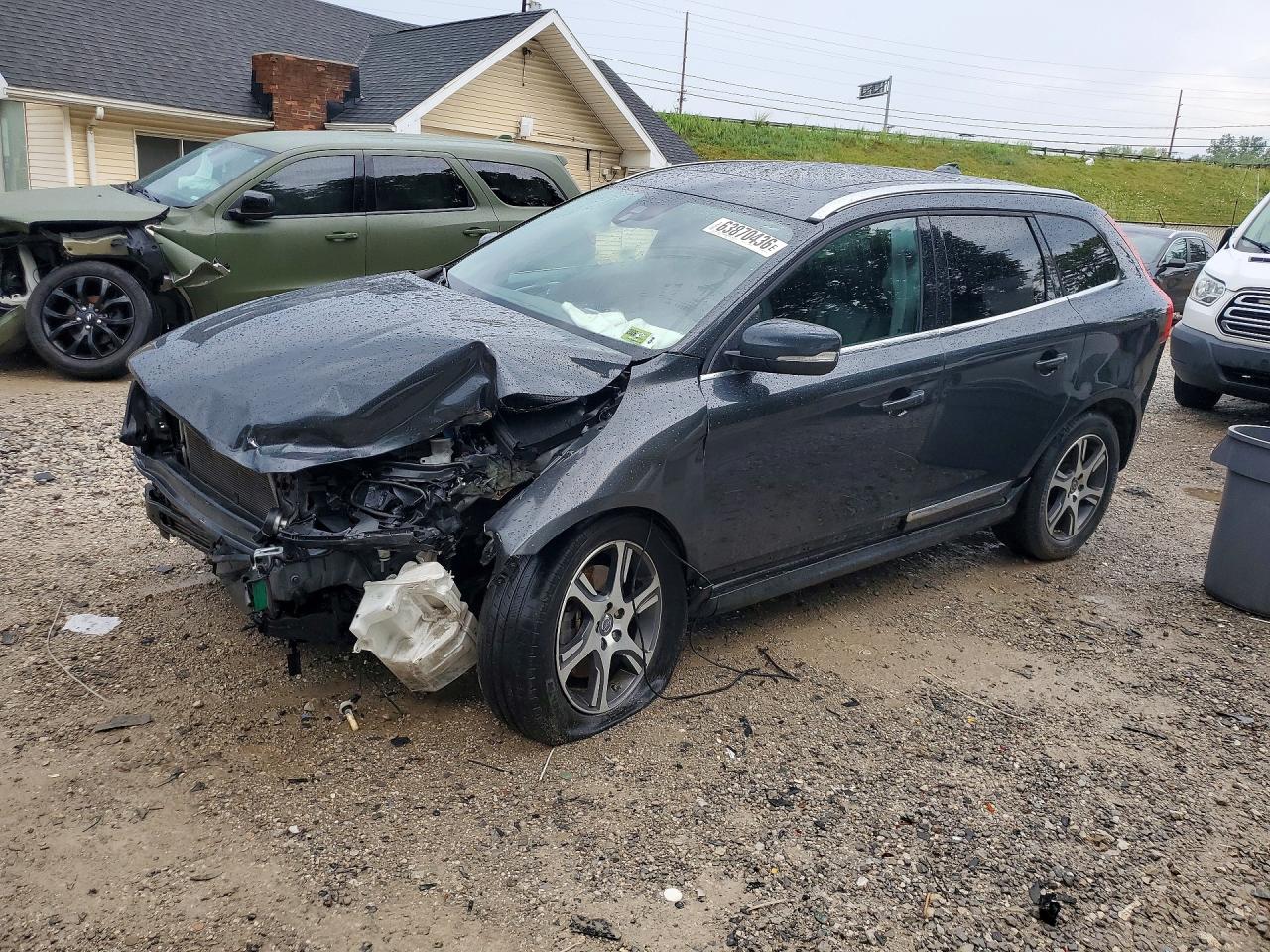 2014 VOLVO XC60 T6