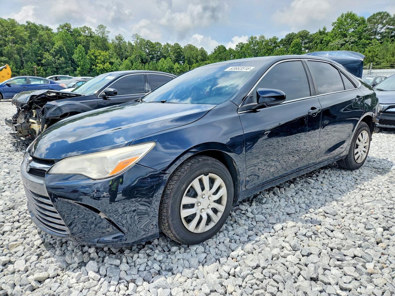 2017 TOYOTA CAMRY LE