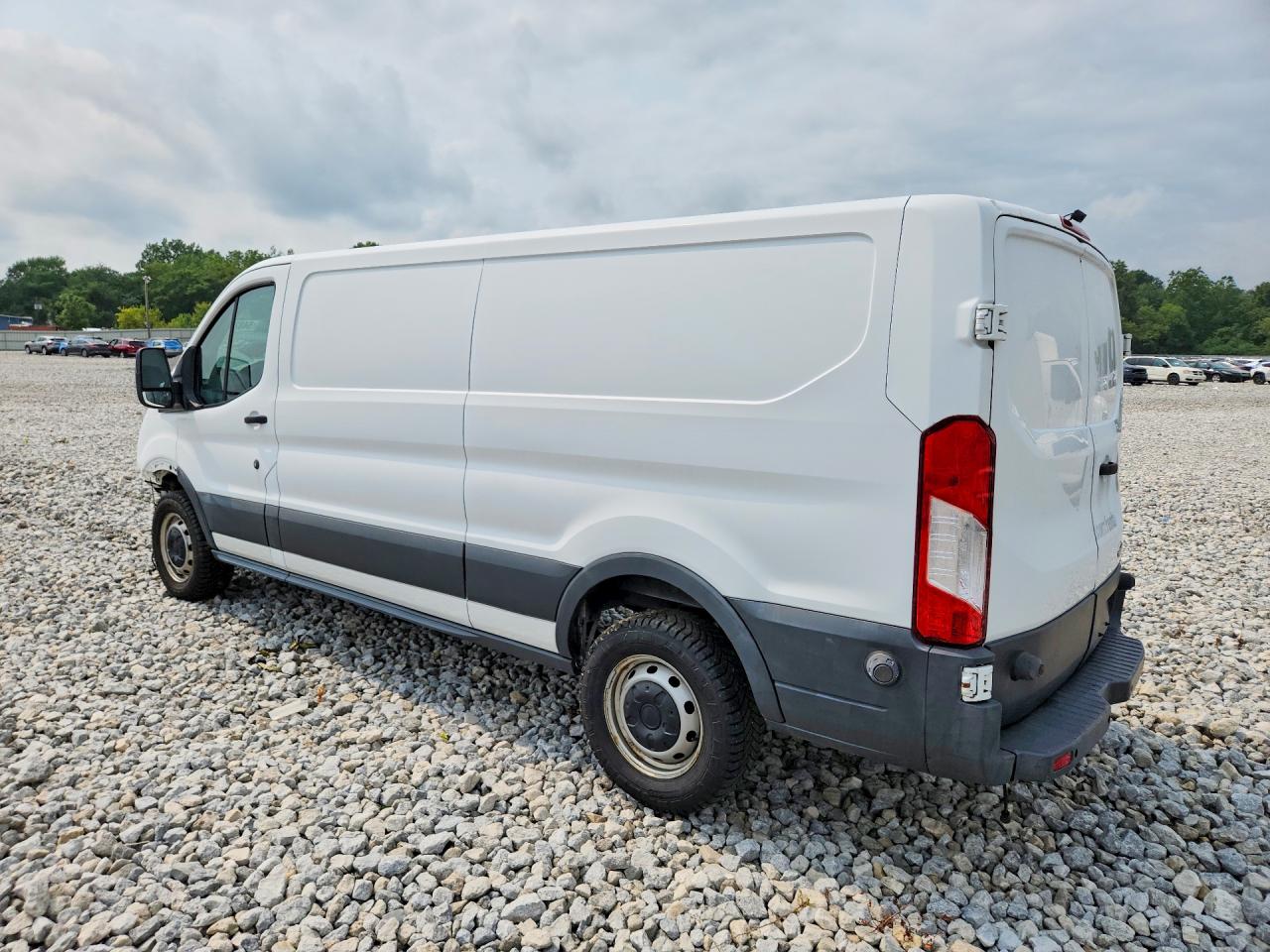 2015 FORD TRANSIT T-350 — снимка 2