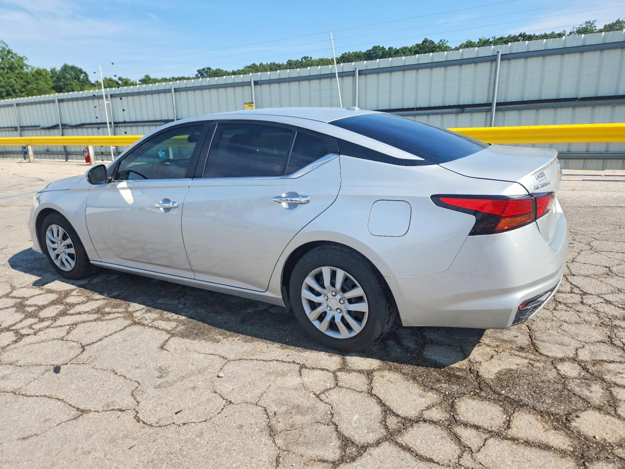 2020 NISSAN ALTIMA S — снимка 2