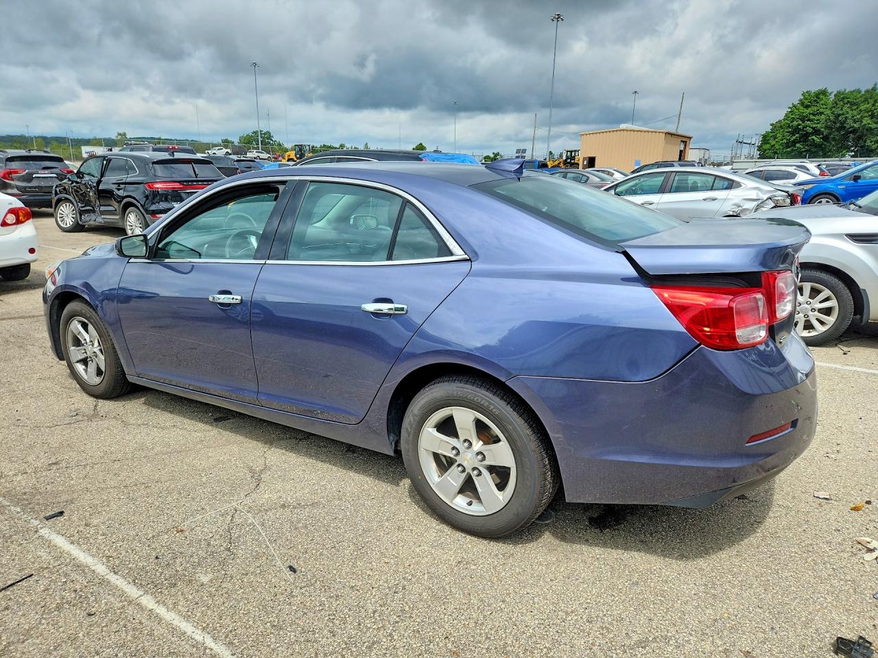 2015 CHEVROLET MALIBU 1LT — снимка 2