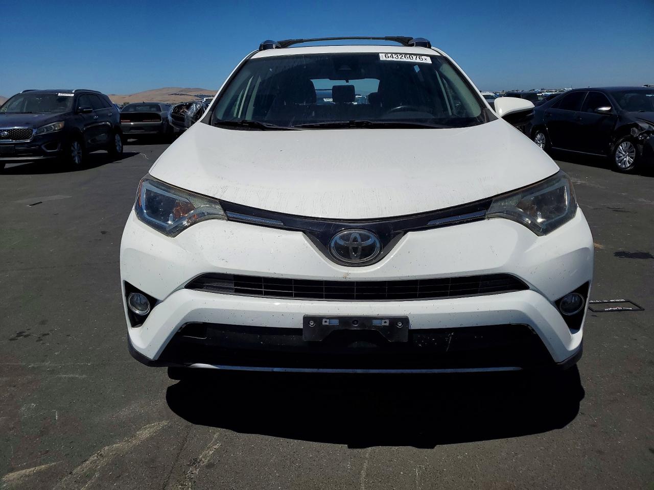 2017 TOYOTA RAV4 XLE — снимка 5