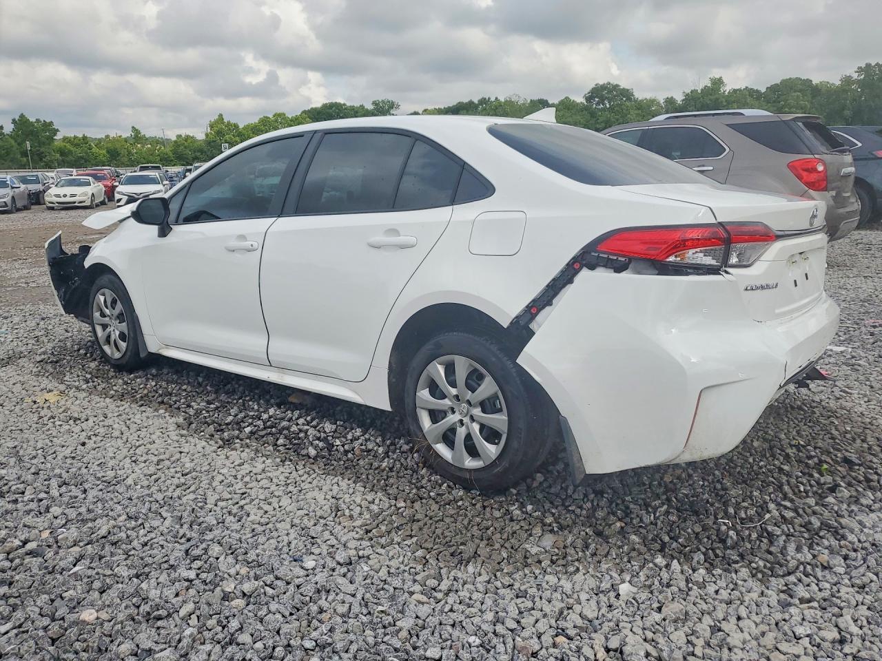 2026 TOYOTA COROLLA LE — снимка 2