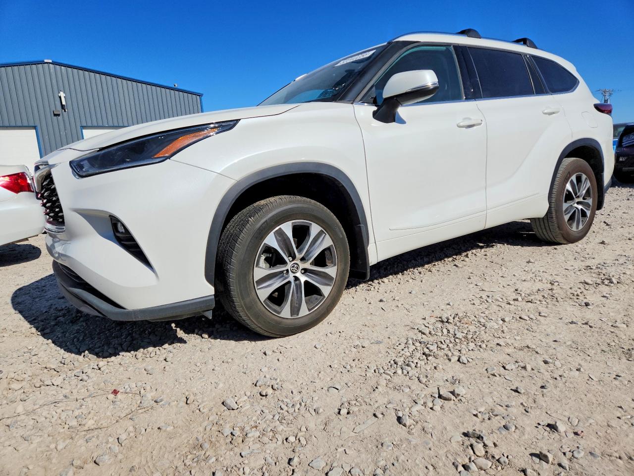 2021 TOYOTA HIGHLANDER XLE