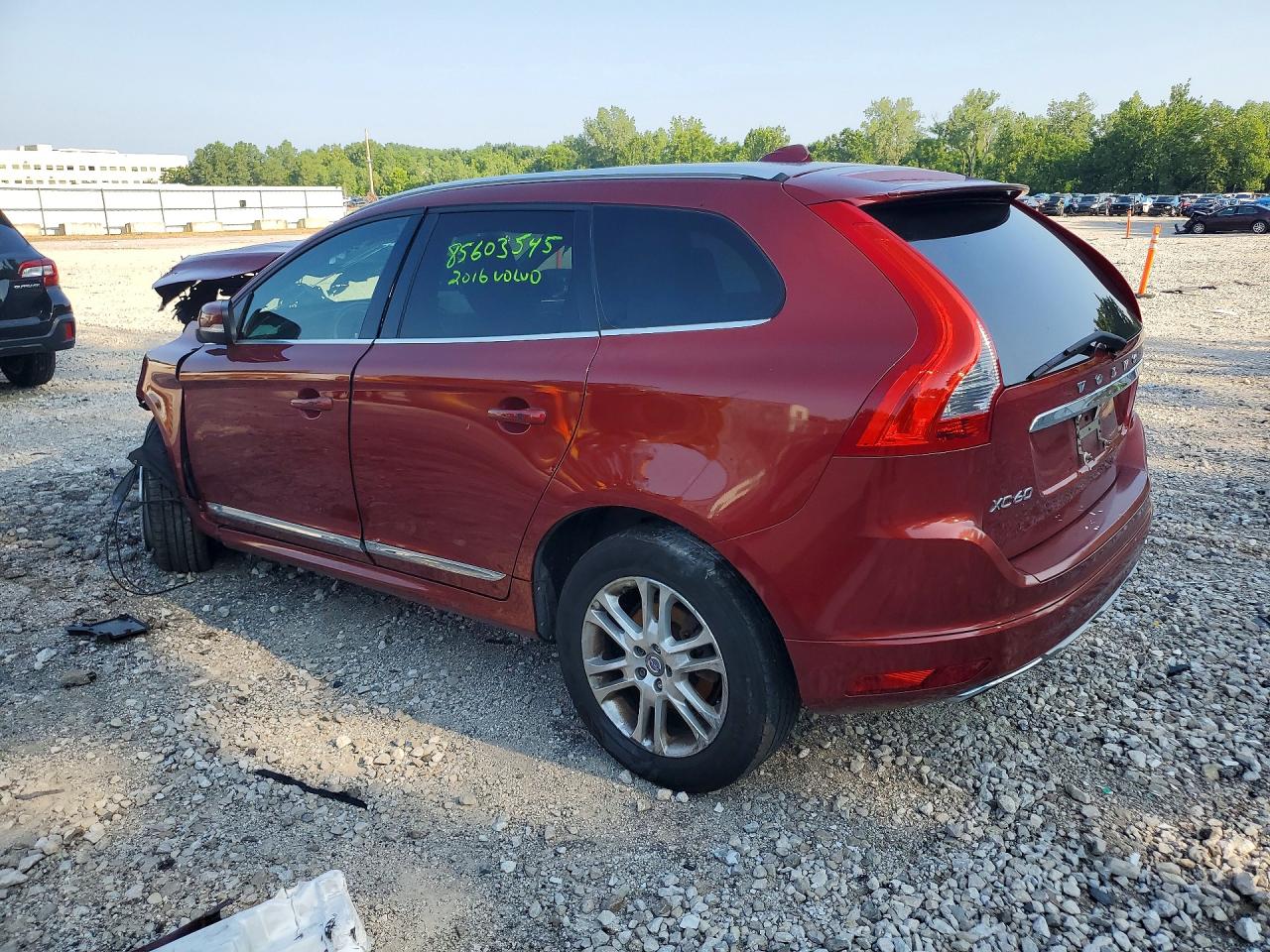 2016 VOLVO XC60 T5 PREMIER — снимка 2