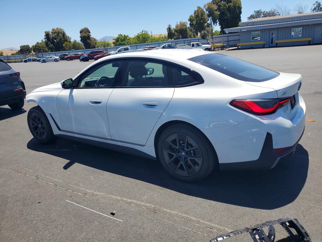2023 BMW I4 EDRIVE 35 — снимка 2