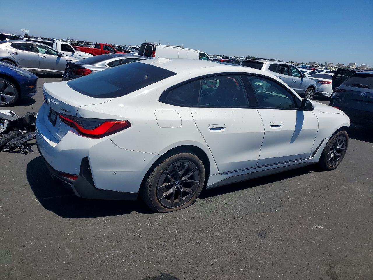 2023 BMW I4 EDRIVE 35 — снимка 3