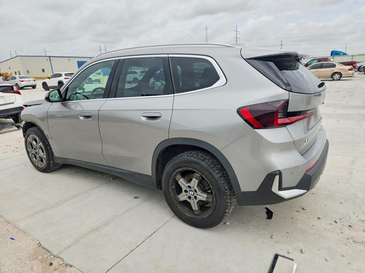 2023 BMW X1 XDRIVE28I — снимка 2