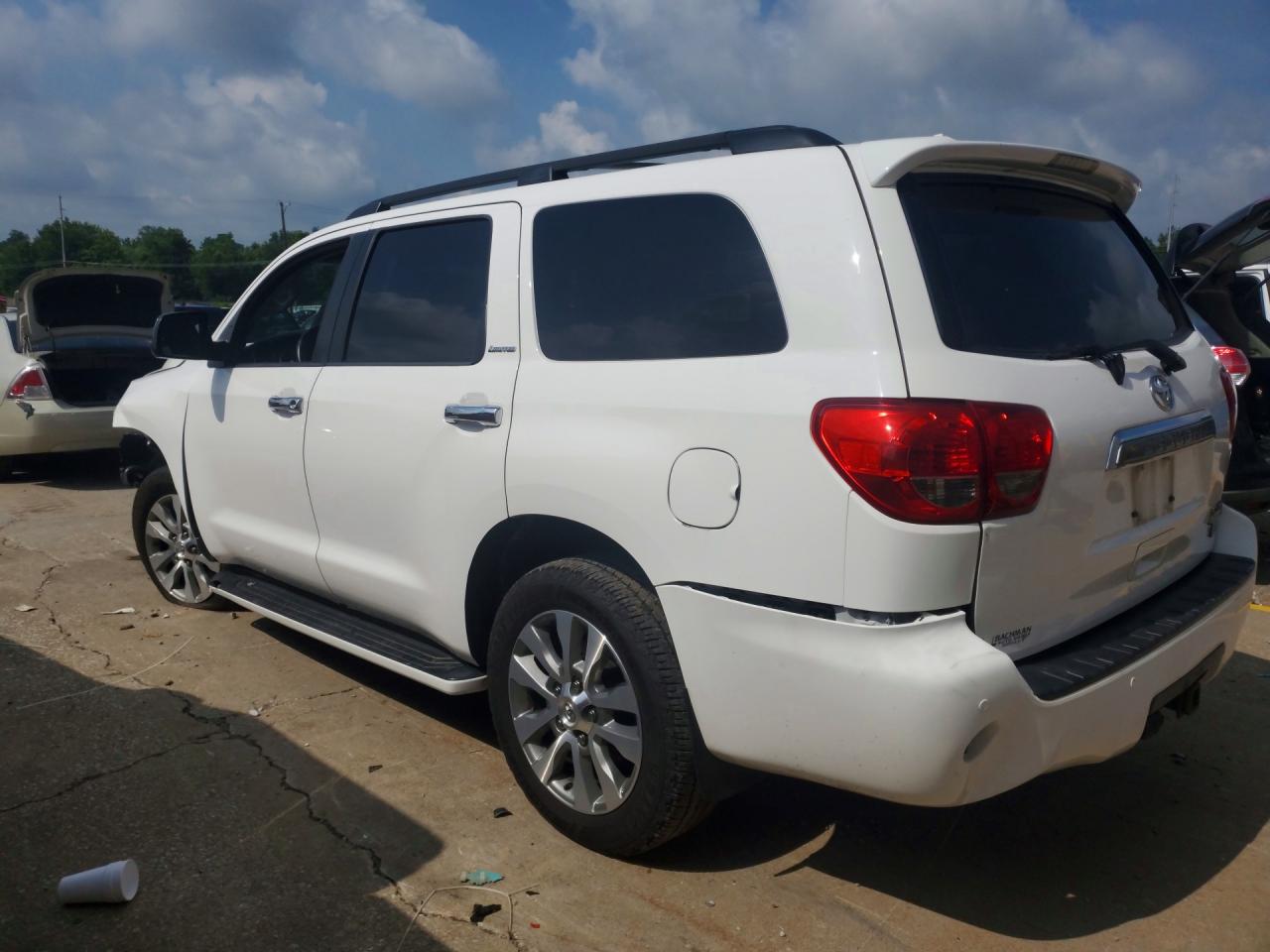 2016 TOYOTA SEQOUIA — снимка 2
