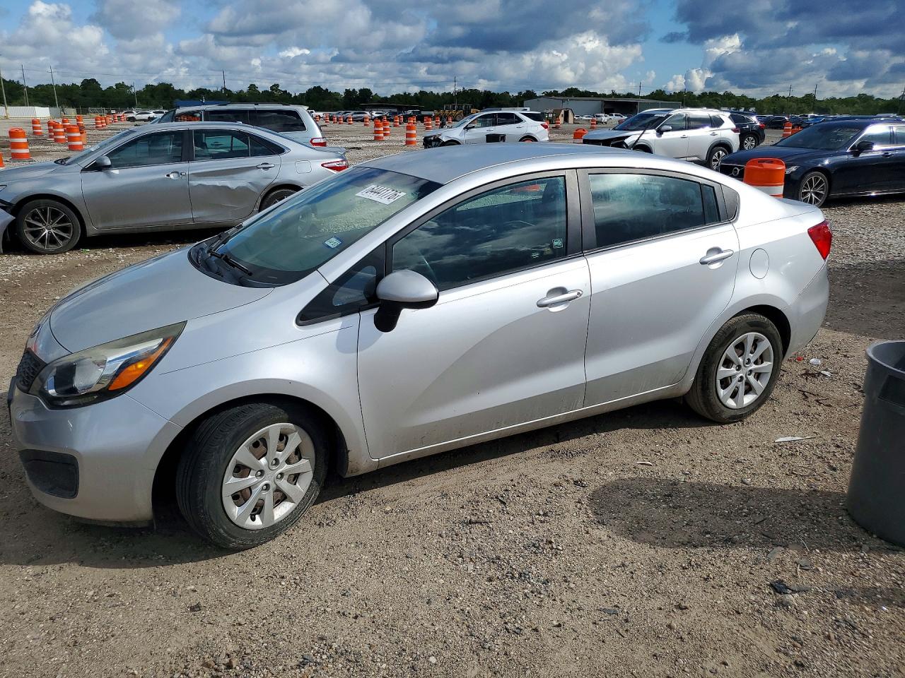 2015 KIA RIO LX