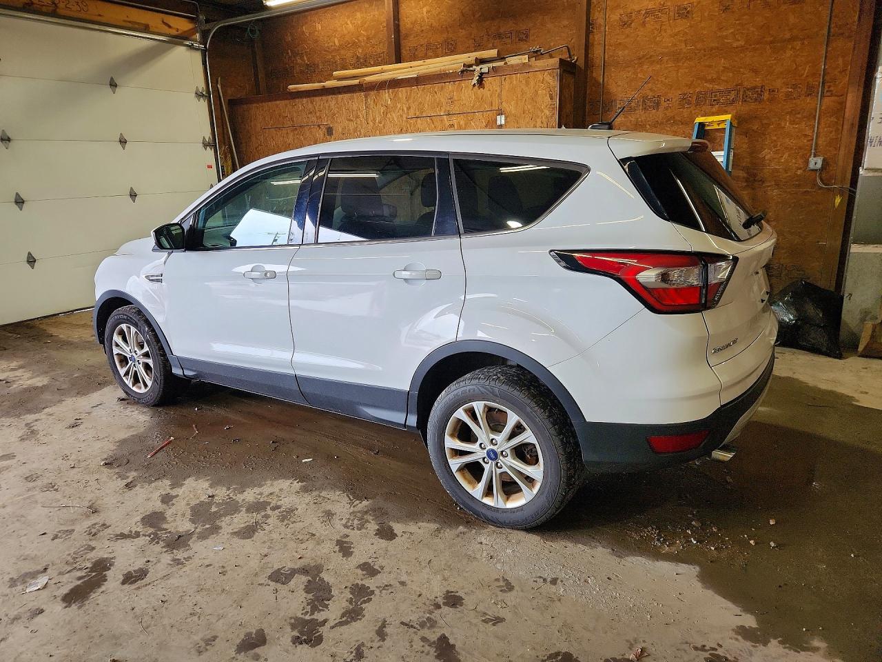 2017 FORD ESCAPE SE — снимка 2