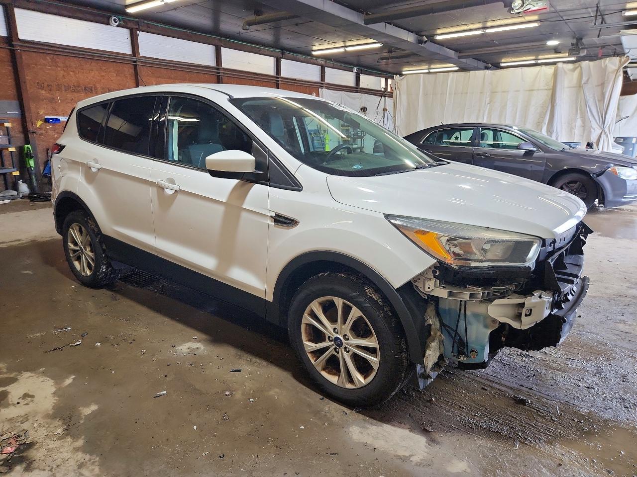 2017 FORD ESCAPE SE — снимка 4