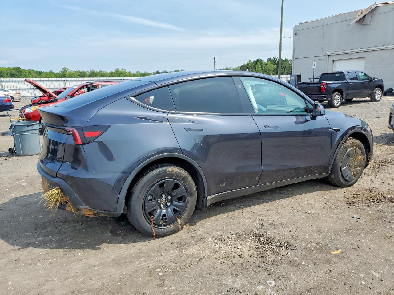 2026 TESLA MODEL Y — снимка 3