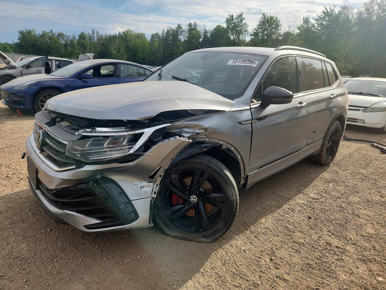 2023 VOLKSWAGEN TIGUAN SE R-LINE BLACK