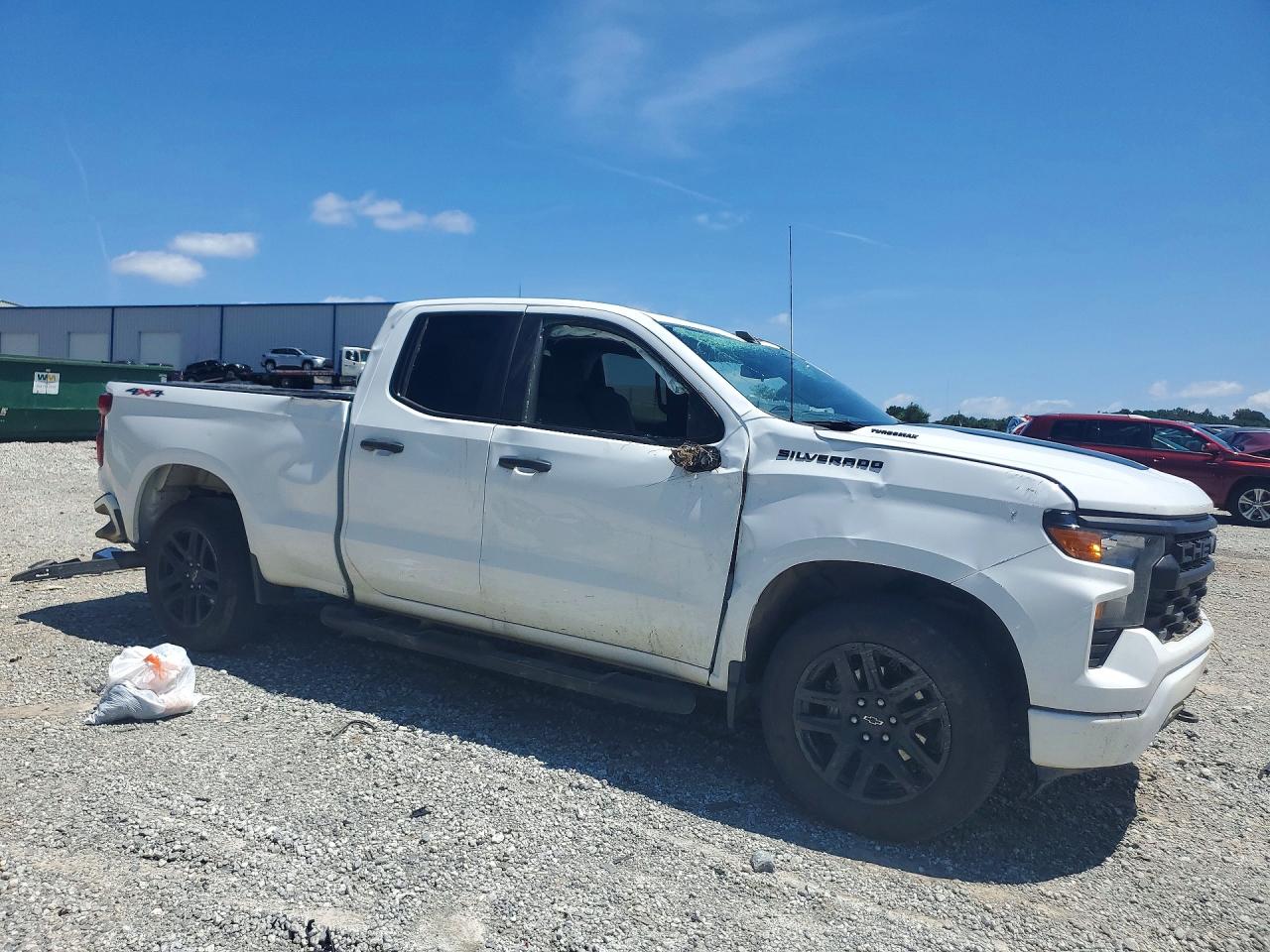 2025 CHEVROLET SILVERADO K1500 CUSTOM — снимка 4