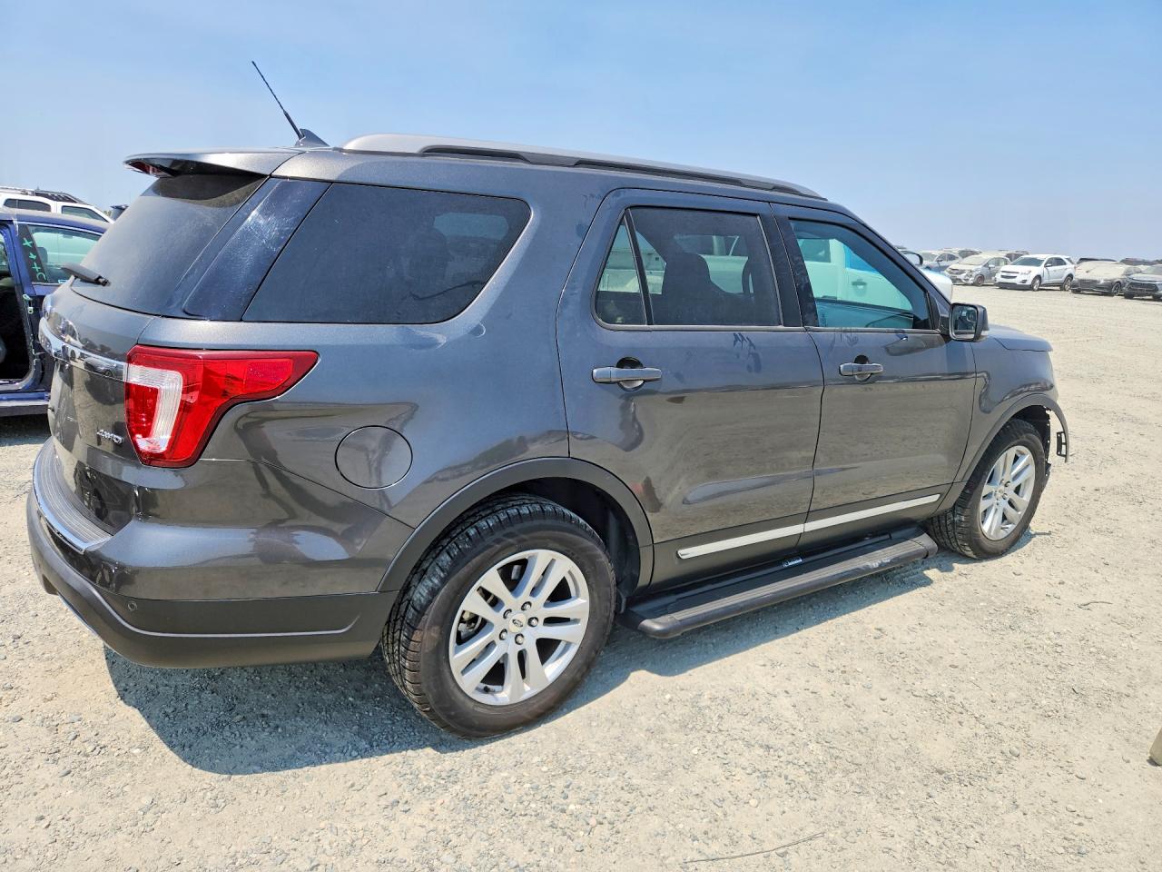 2018 FORD EXPLORER XLT — снимка 3