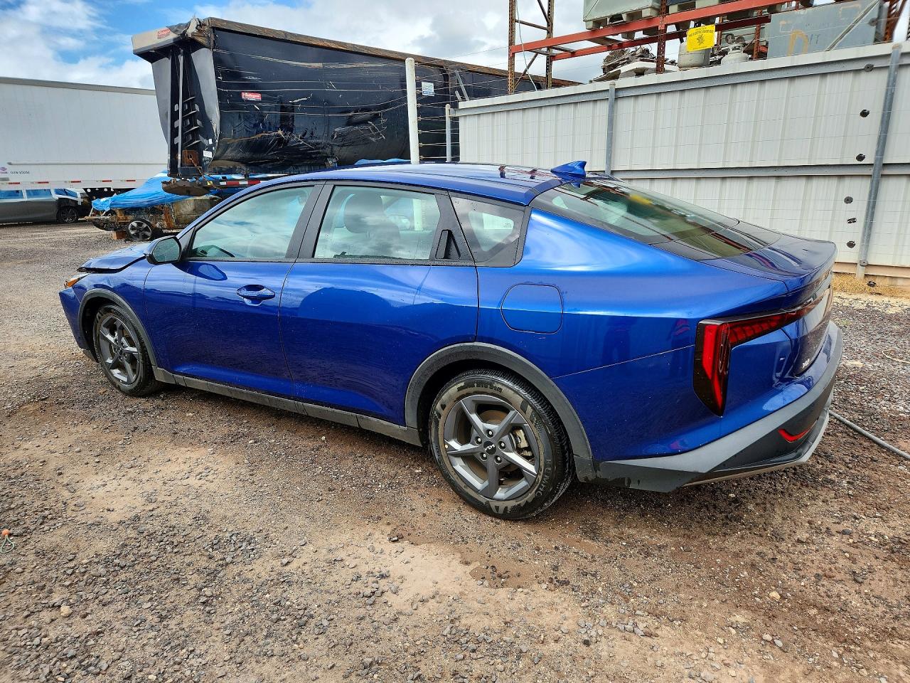 2025 KIA K4 LXS — снимка 2