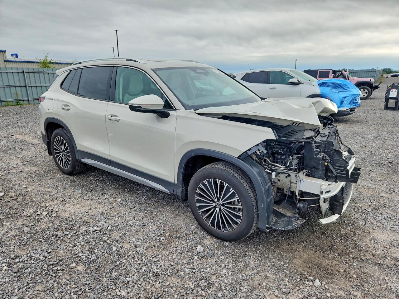 2025 VOLKSWAGEN TIGUAN SE — снимка 4