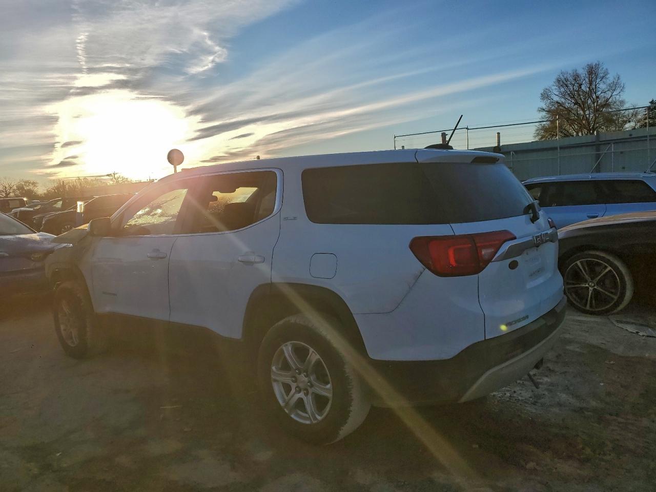 2018 GMC ACADIA SLE — снимка 2