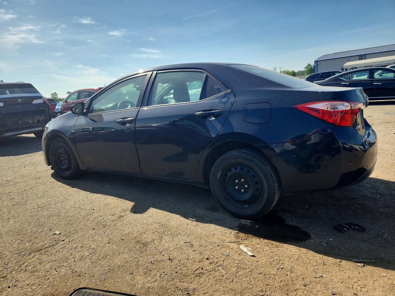 2018 TOYOTA COROLLA LE — снимка 2