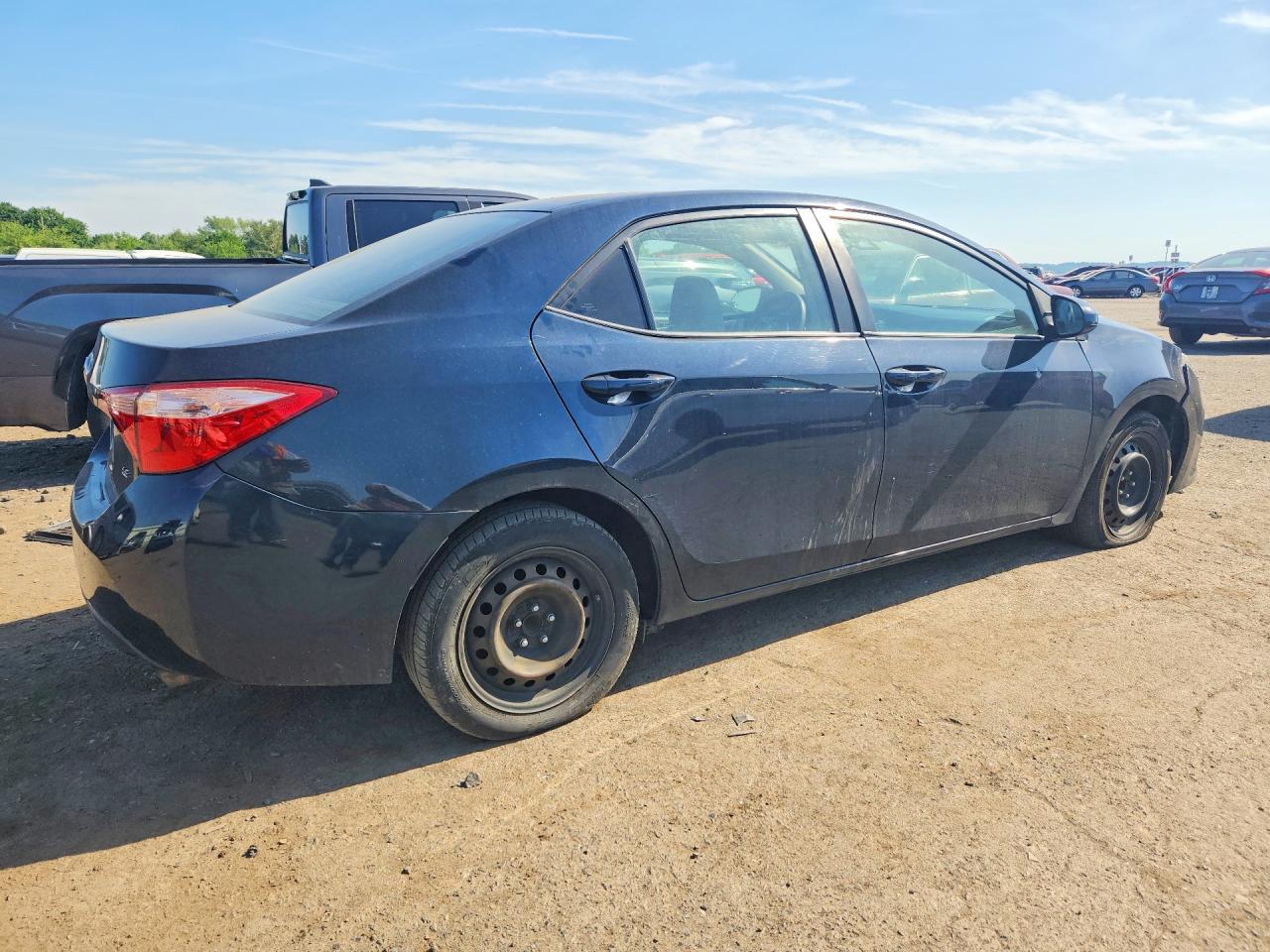 2018 TOYOTA COROLLA LE — снимка 3
