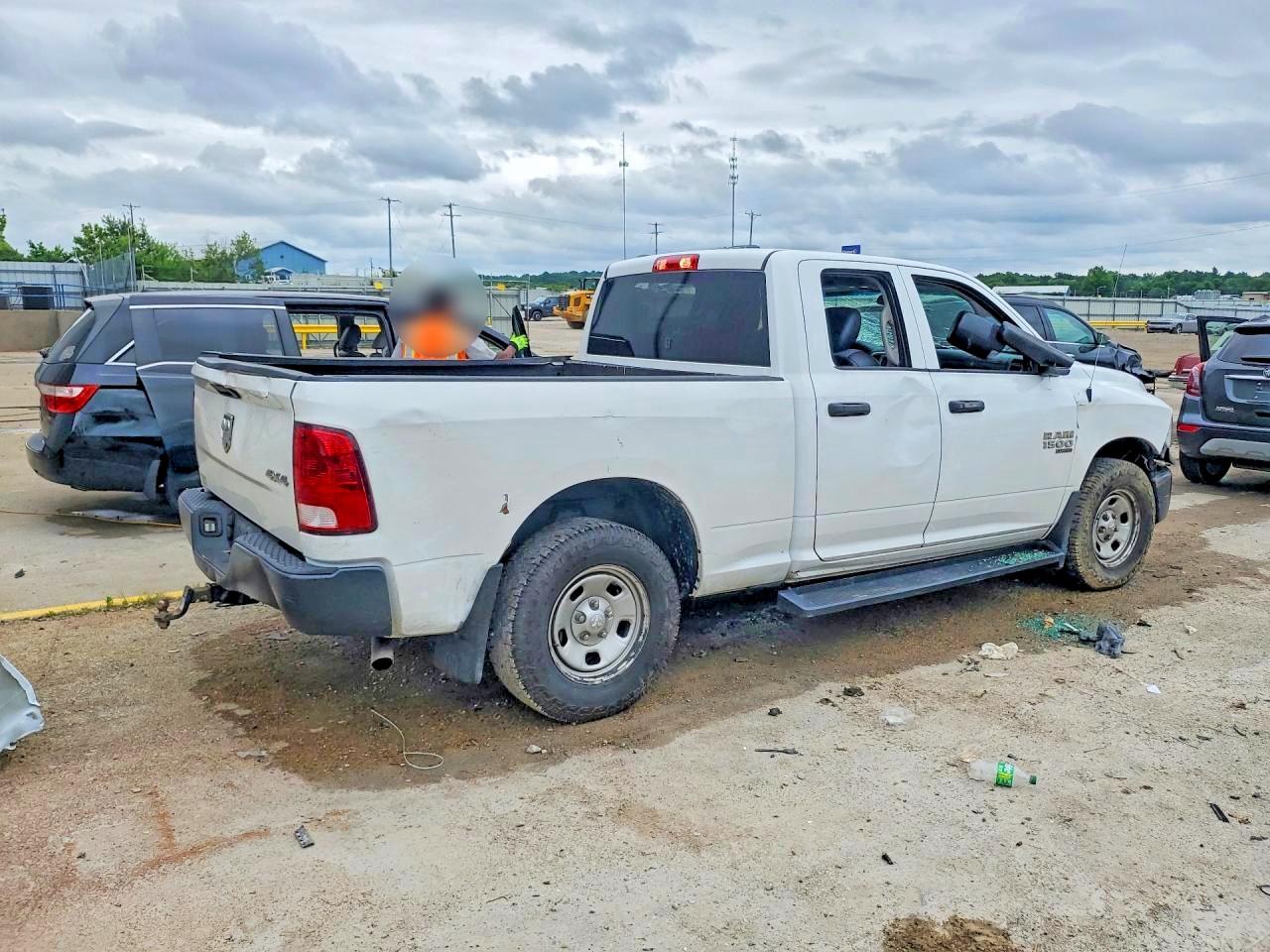 2021 RAM 1500 CLASSIC TRADESMAN — снимка 3