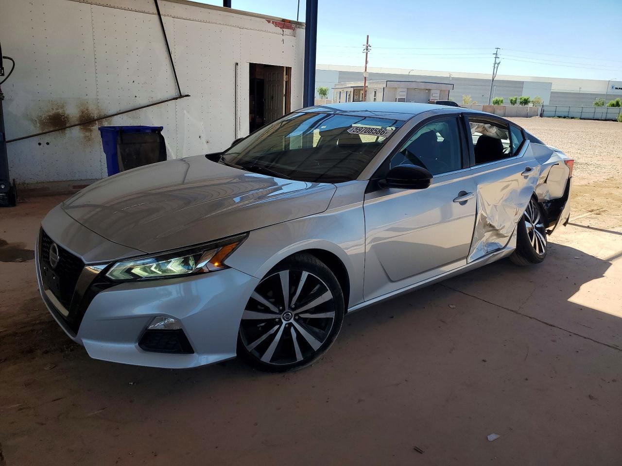 2022 NISSAN ALTIMA SR