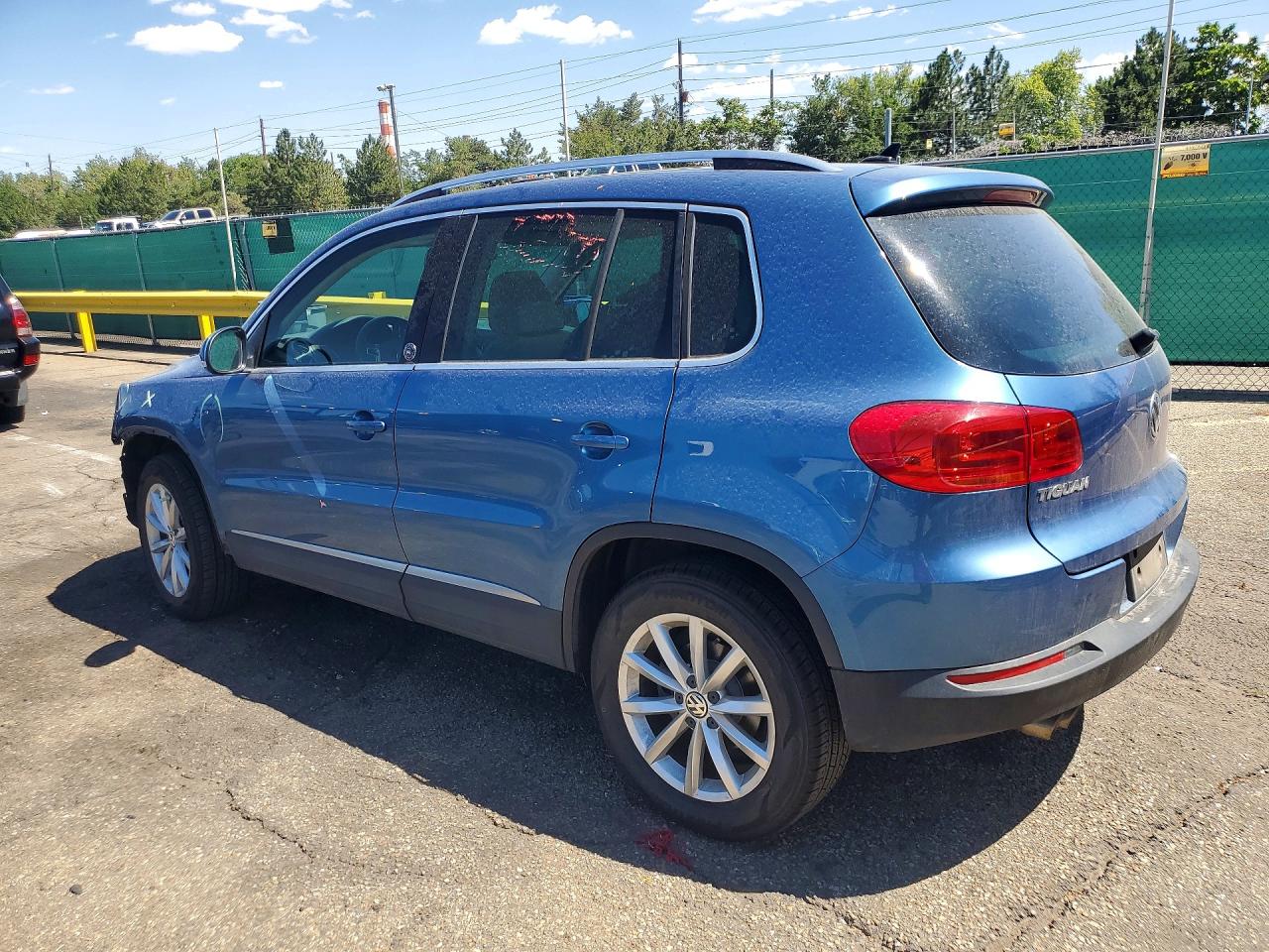 2017 VOLKSWAGEN TIGUAN WOLFSBURG — снимка 2