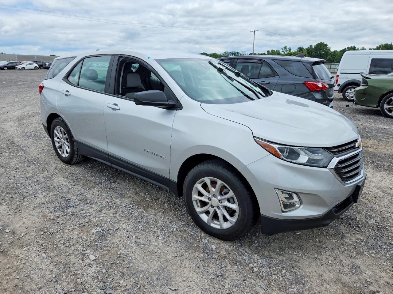 2020 CHEVROLET EQUINOX LS — снимка 4