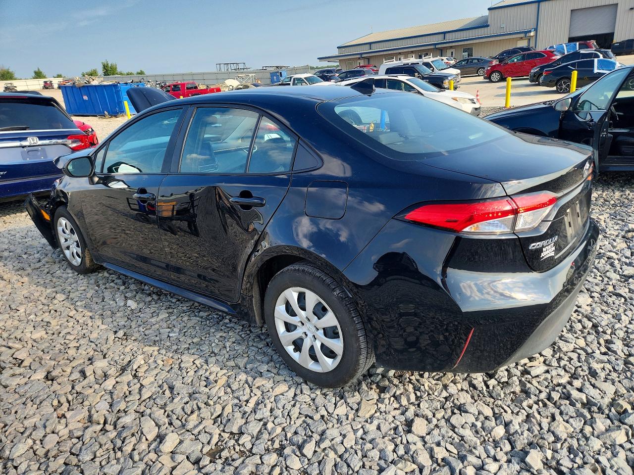 2024 TOYOTA COROLLA LE — снимка 2