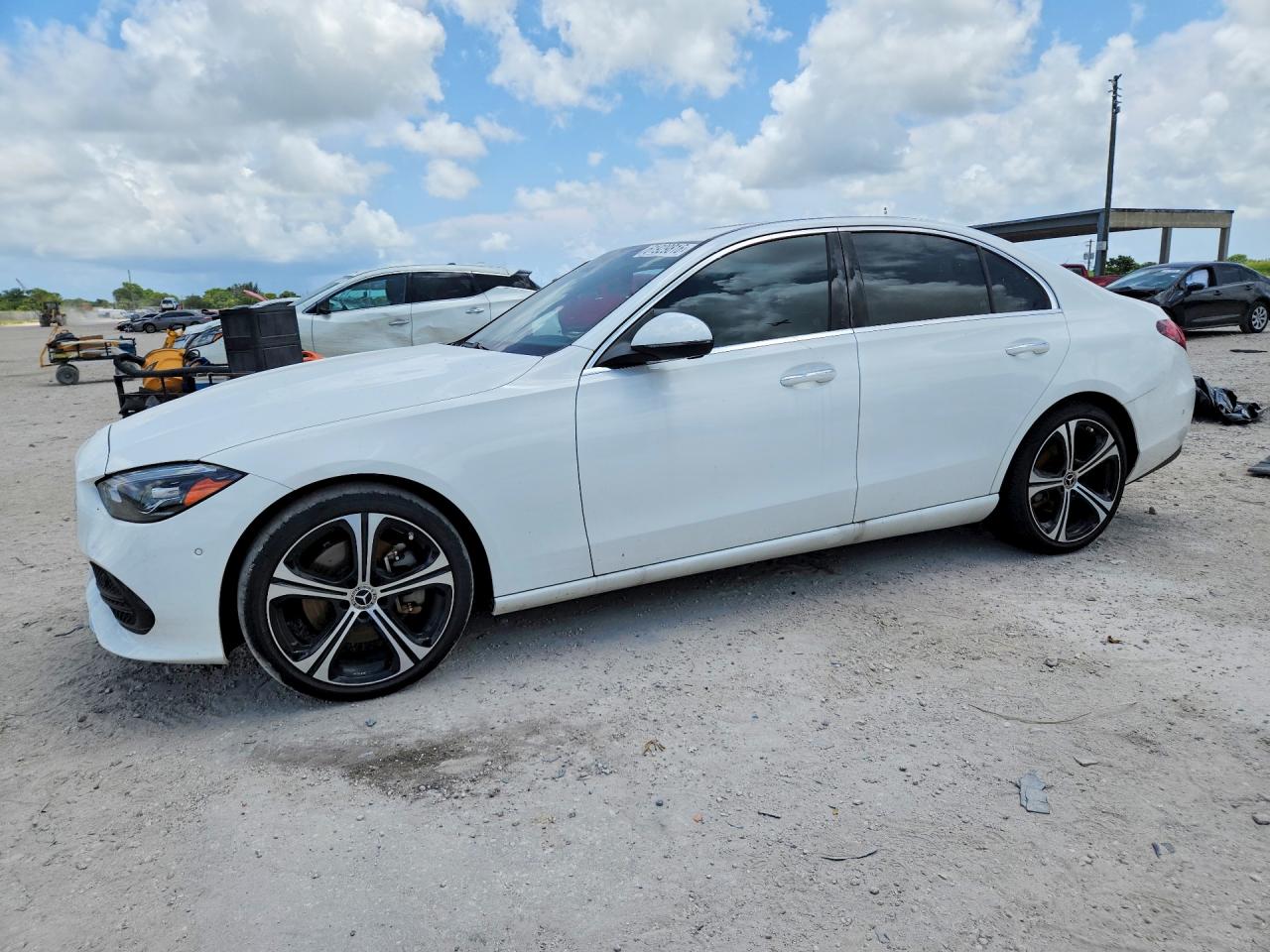 2024 MERCEDES-BENZ C 300