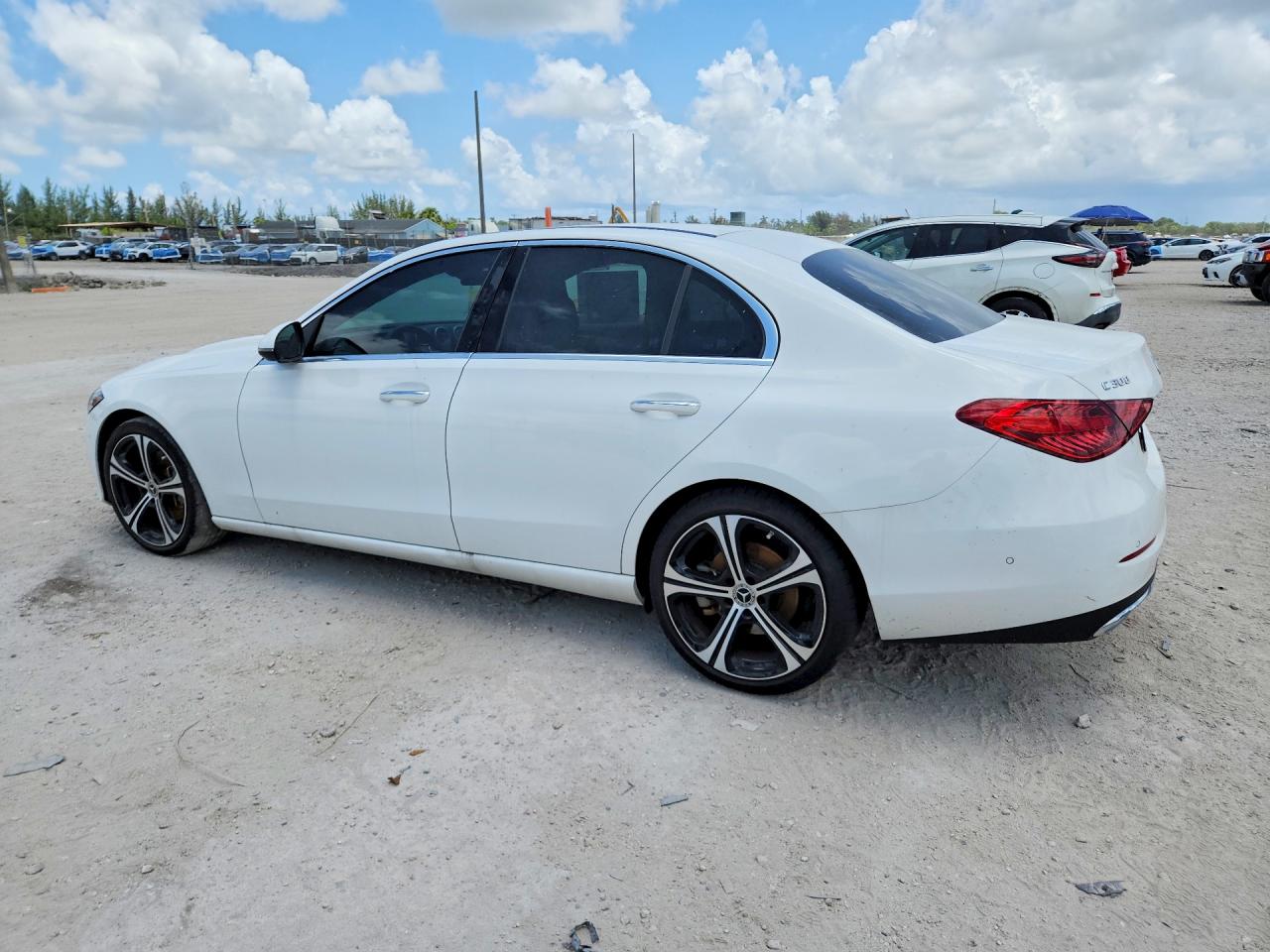 2024 MERCEDES-BENZ C 300 — снимка 2