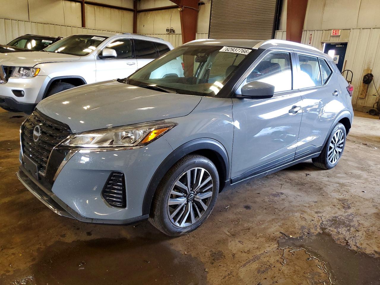 2024 NISSAN KICKS SV
