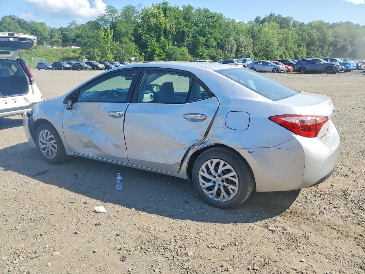 2017 TOYOTA COROLLA LE — снимка 2
