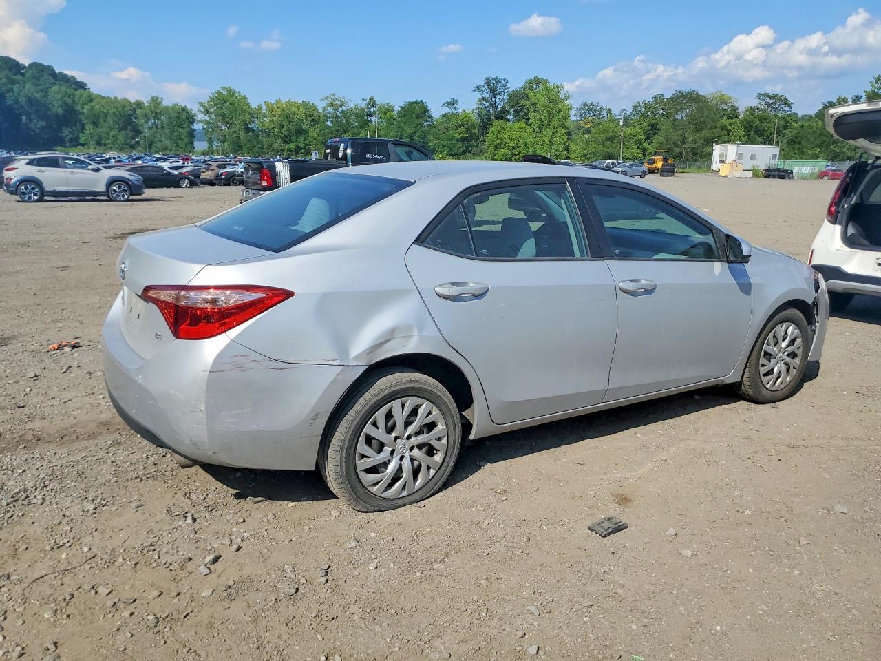 2017 TOYOTA COROLLA LE — снимка 3