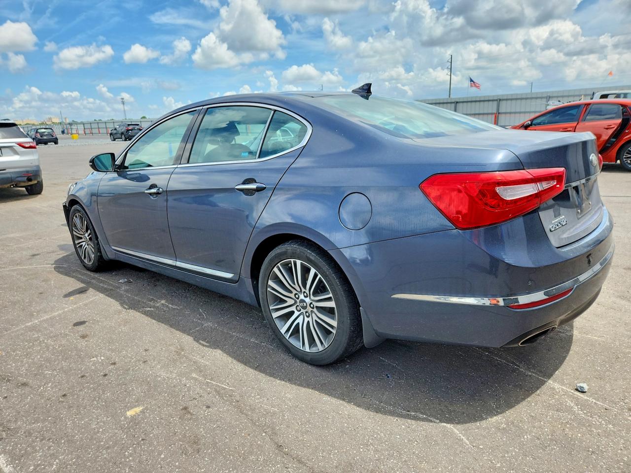 2015 KIA CADENZA PREMIUM — снимка 2