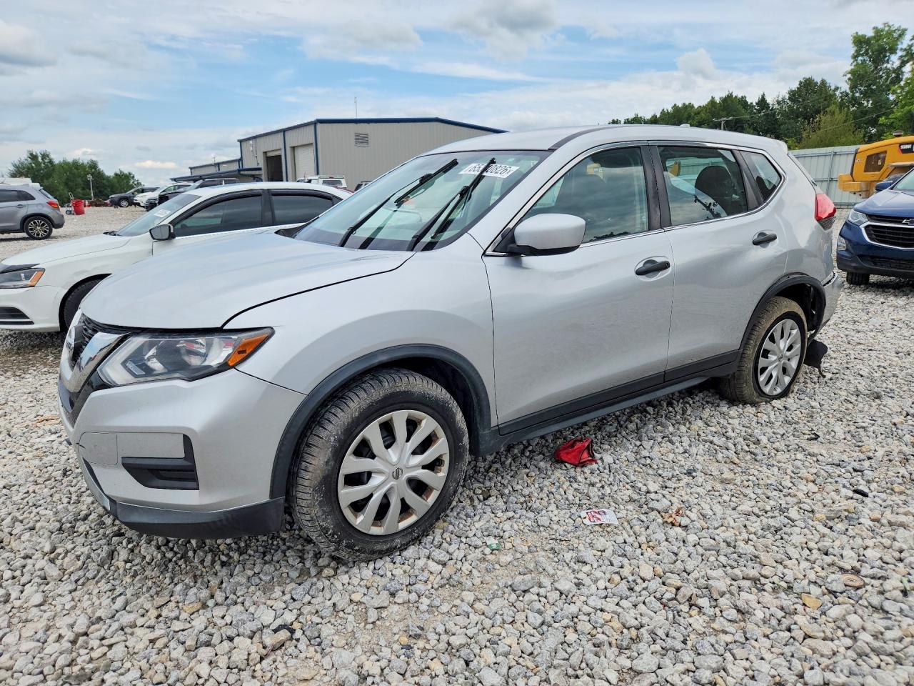 2017 NISSAN ROGUE S