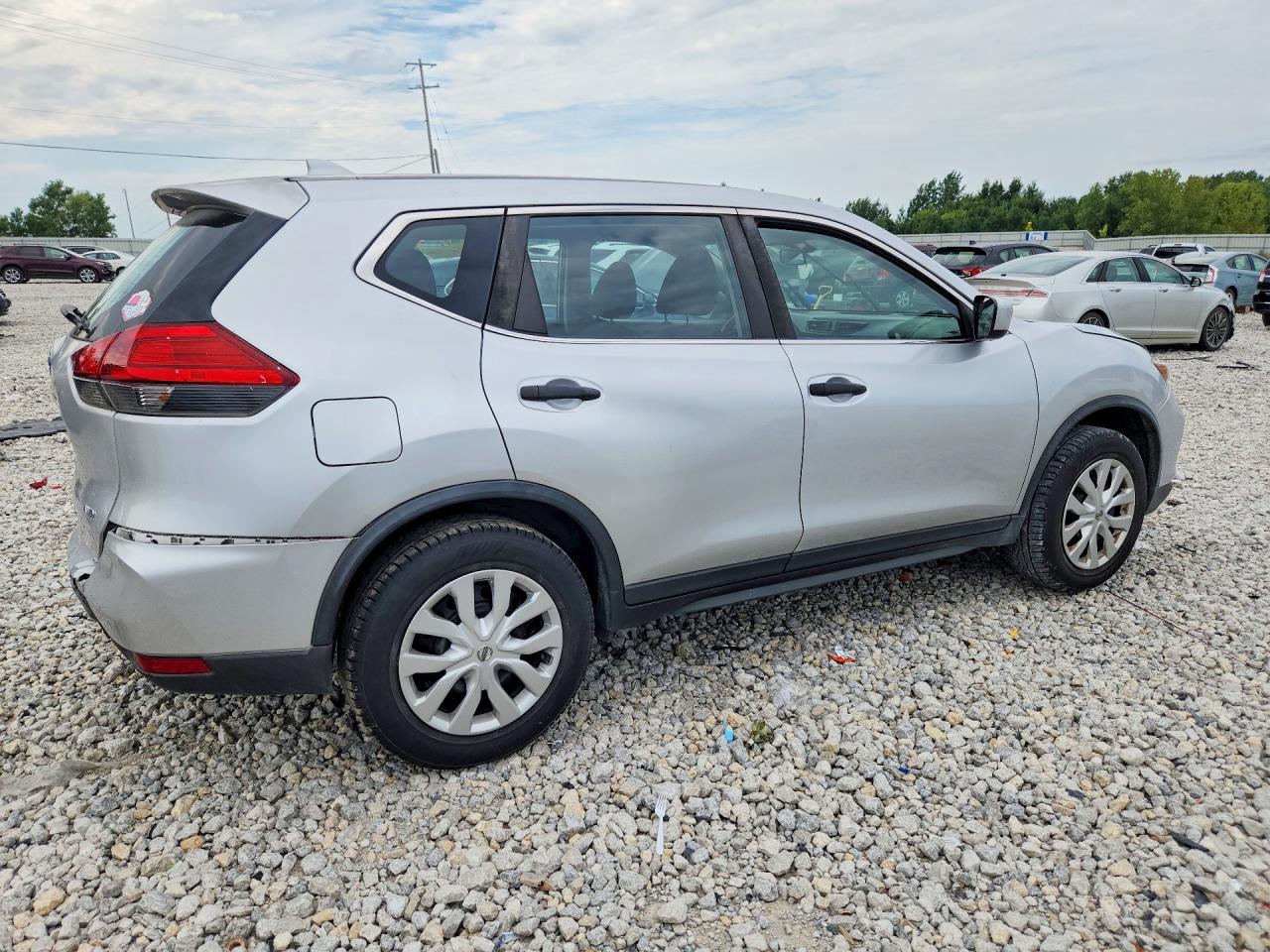 2017 NISSAN ROGUE S — снимка 3