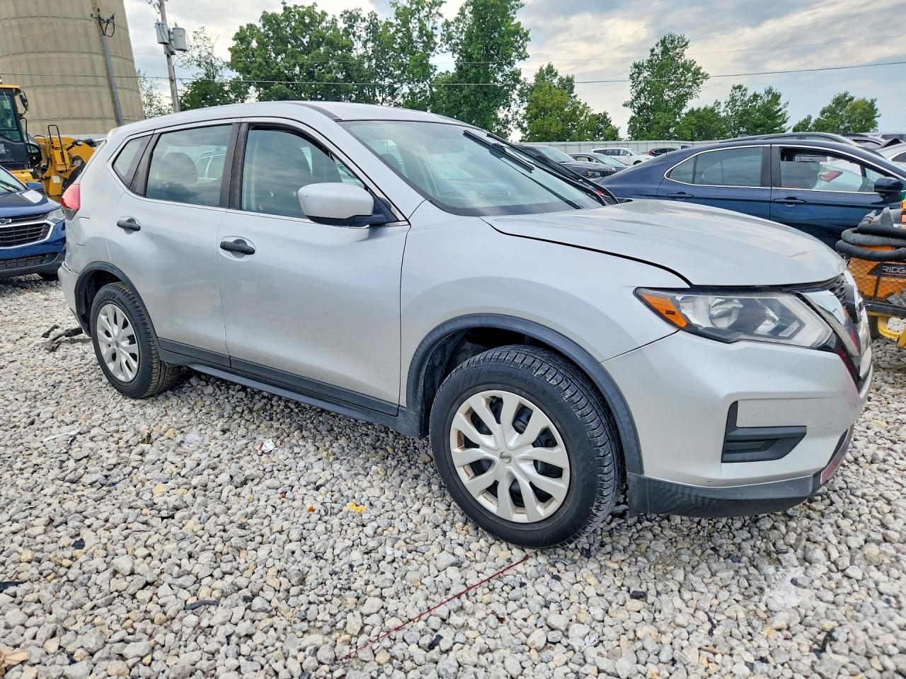 2017 NISSAN ROGUE S — снимка 4