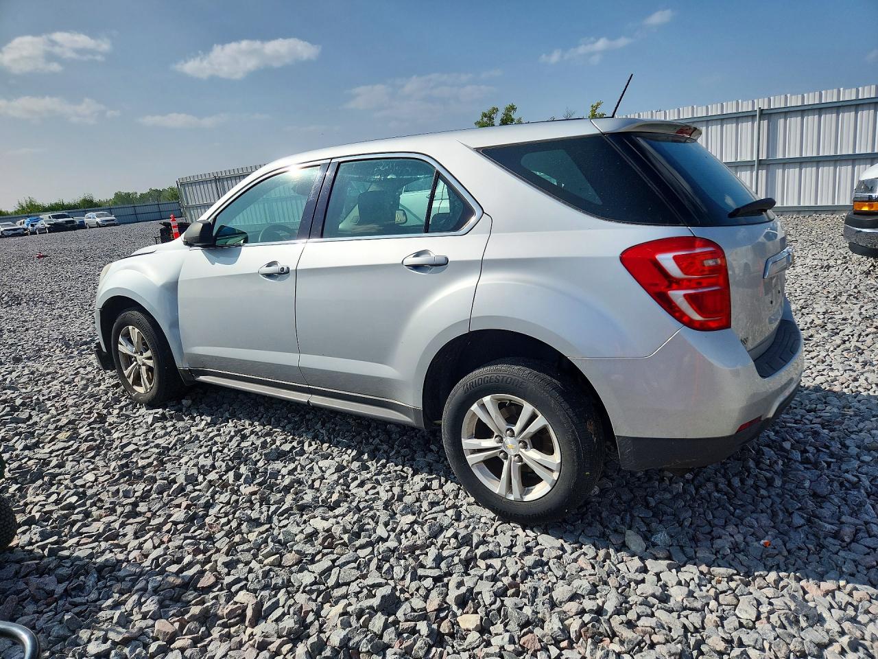 2016 CHEVROLET EQUINOX LS — снимка 2
